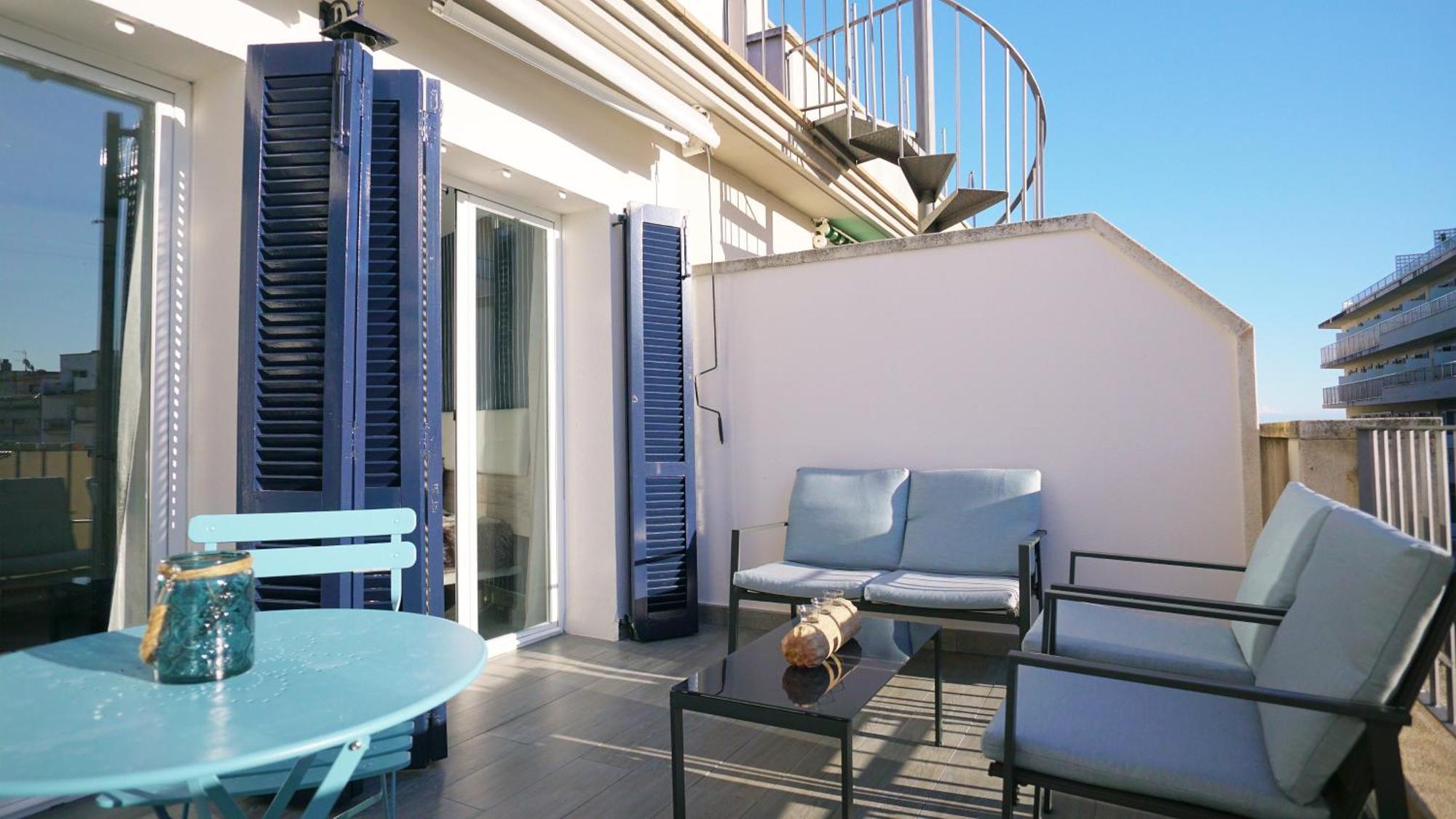 Beachstyle Penthouse By Hello Homes Sitges Exterior photo